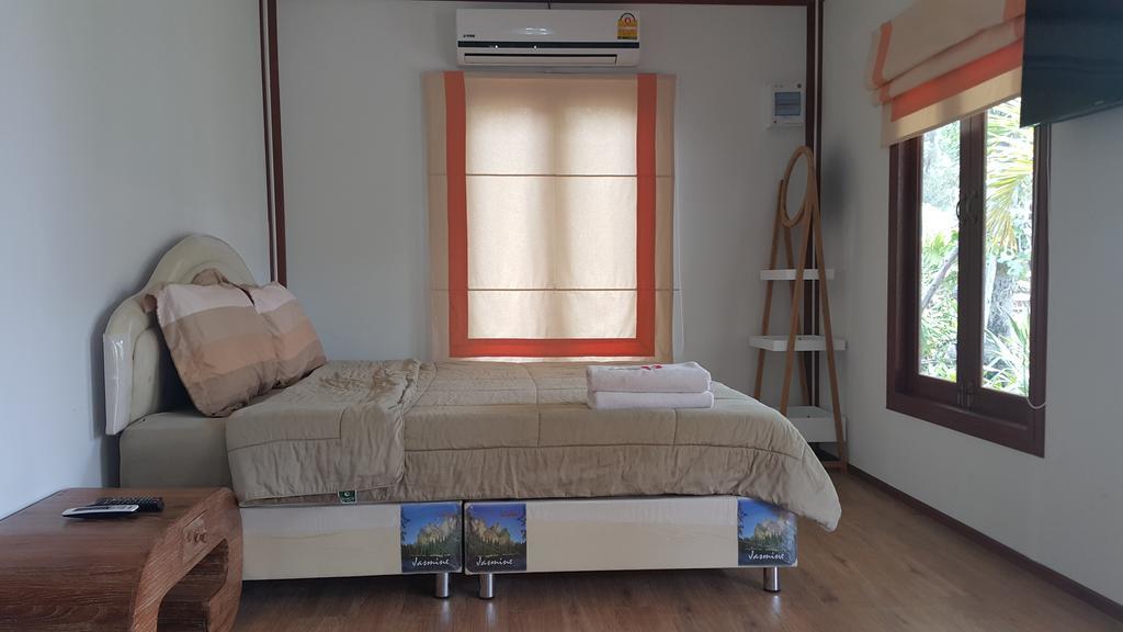 Oyo 75402 Villa Rayonghouse Ban Nong Sai Yong Exterior foto